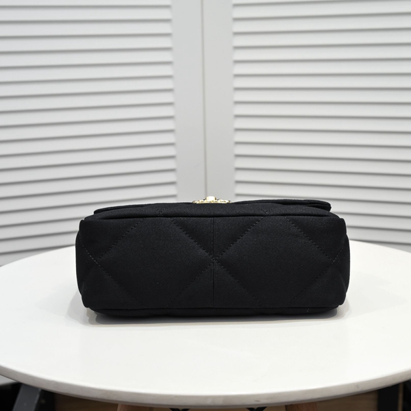 シャネルバッグ内部構造